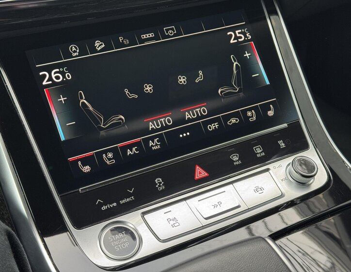 Audi Q8 SUV 3,0 l 210 kw