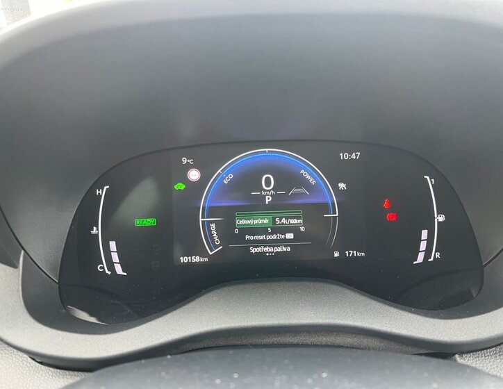 Toyota Yaris Cross SUV / Terénní 1,5 l 68 kw