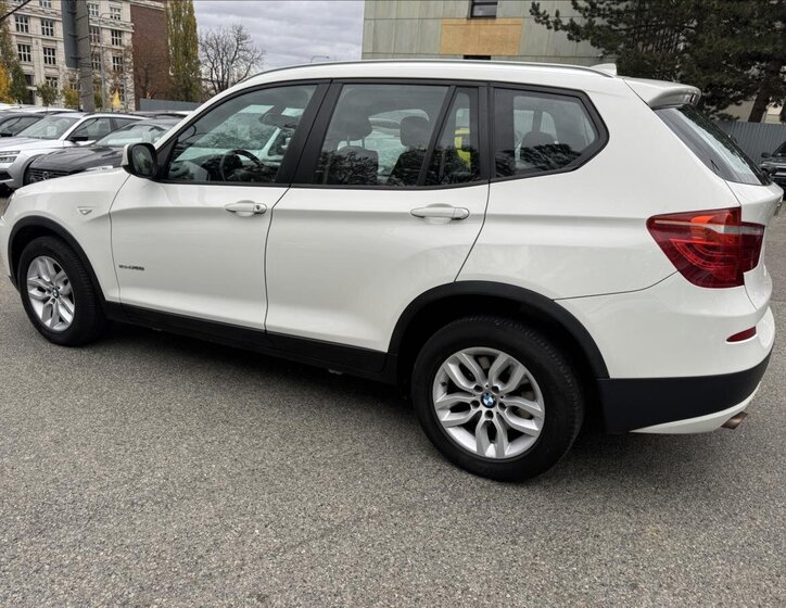 BMW X3 SUV 2,0 l 135 kw