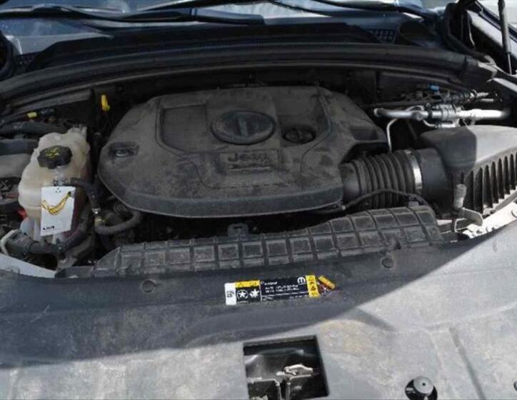 Jeep Grand Cherokee 12