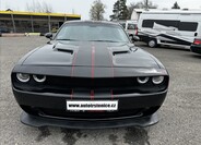 Dodge Challenger 8