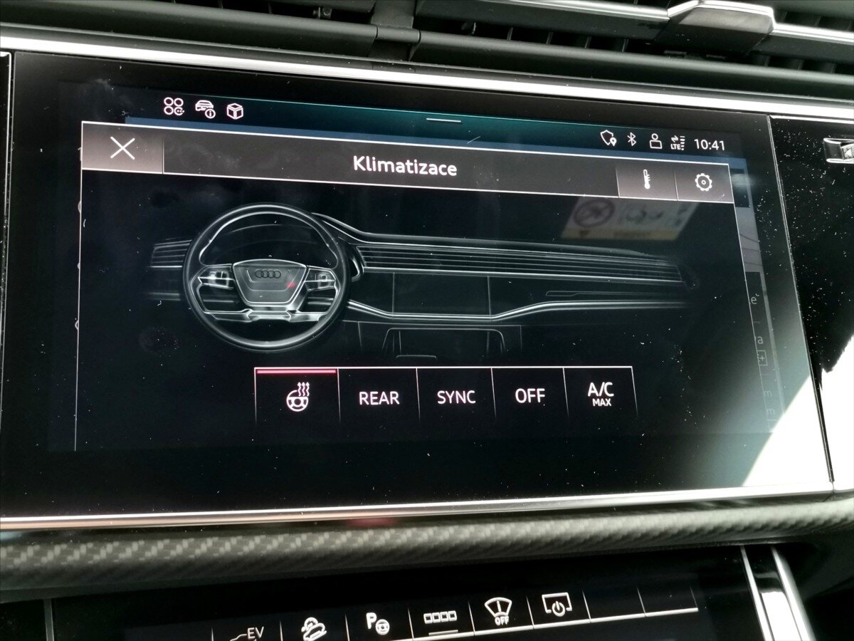 Audi Q8 SUV 3,0 l 250 kw