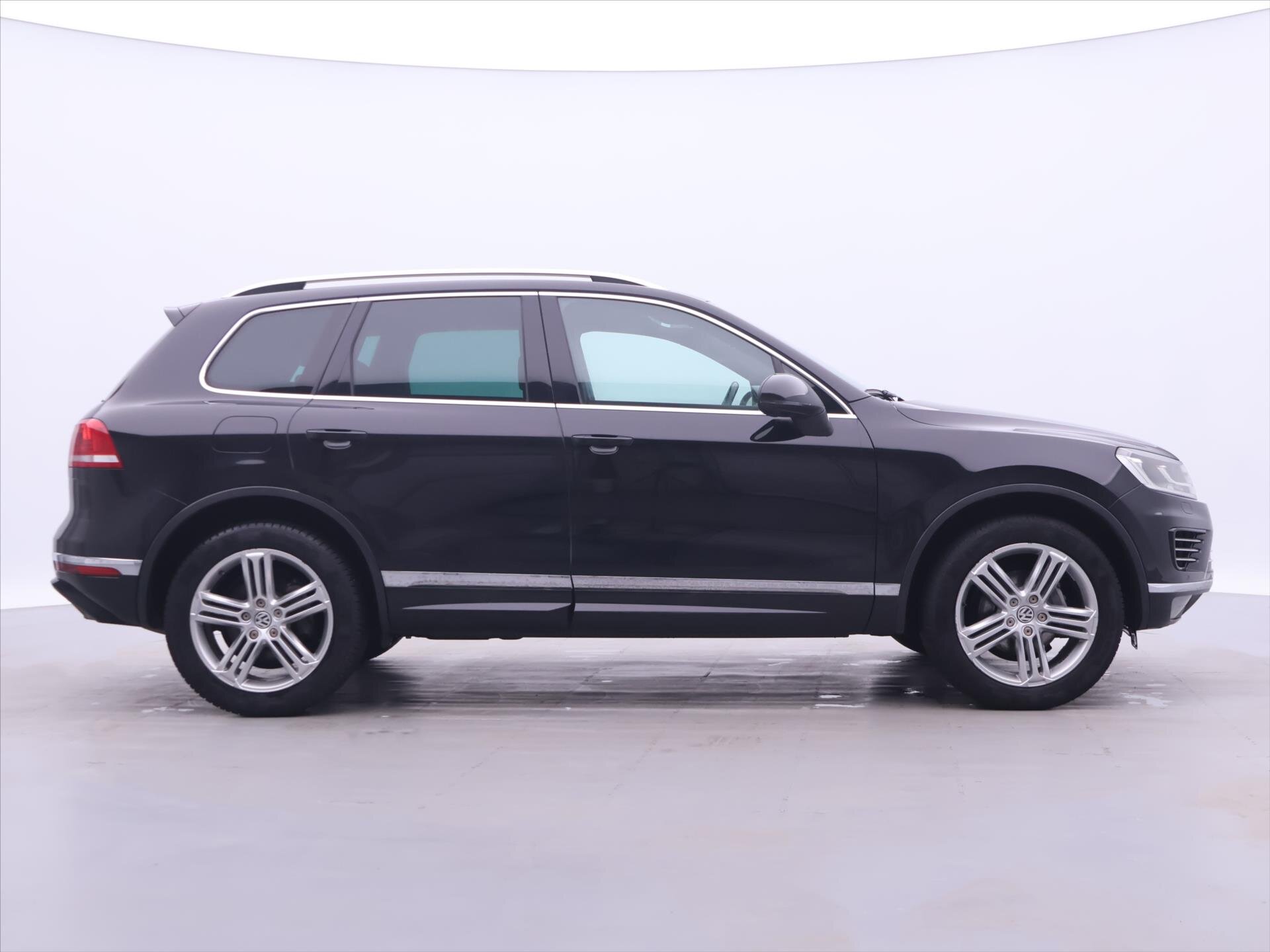 Volkswagen Touareg SUV / Terénní 3,0 l 193 kw