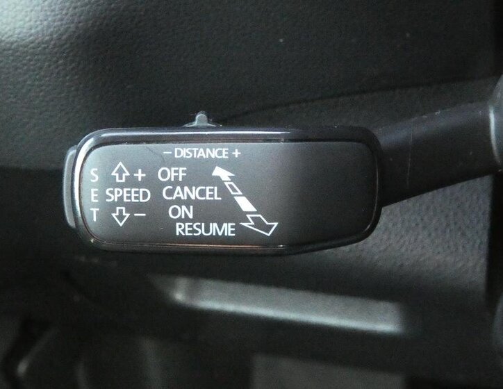 Škoda Karoq SUV / Terénní 2,0 l 110 kw