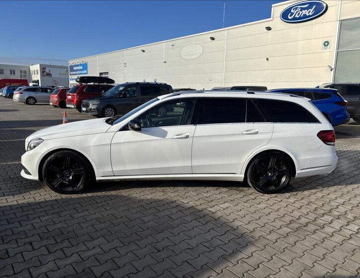 Mercedes-Benz Třídy E Kombi 2,1 l 125 kw