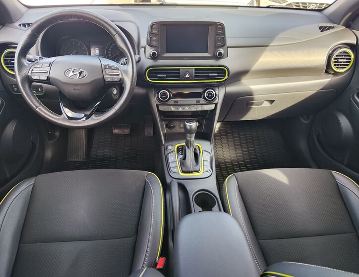 Hyundai Kona 12
