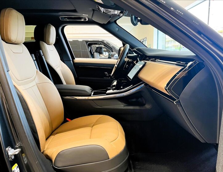 Land Rover Range Rover Sport SUV 3,0 l 221 kw