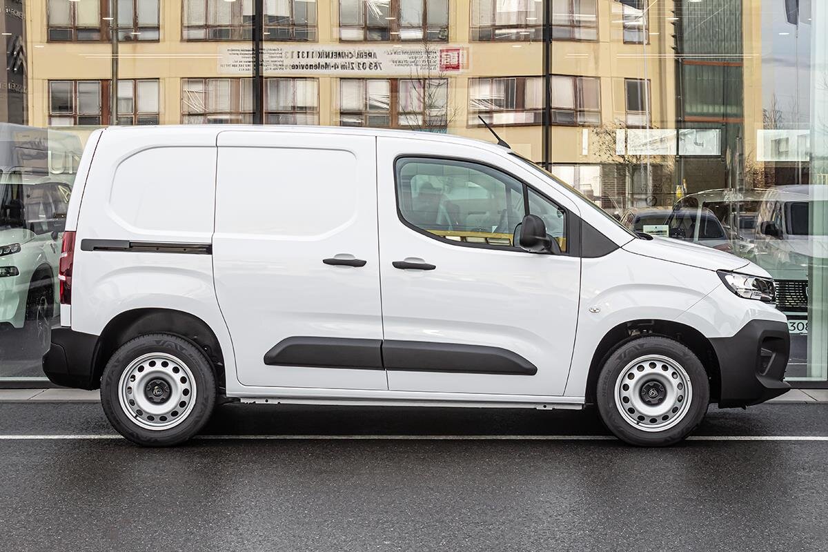 Peugeot Partner Skříň 1,5 l 96 kw