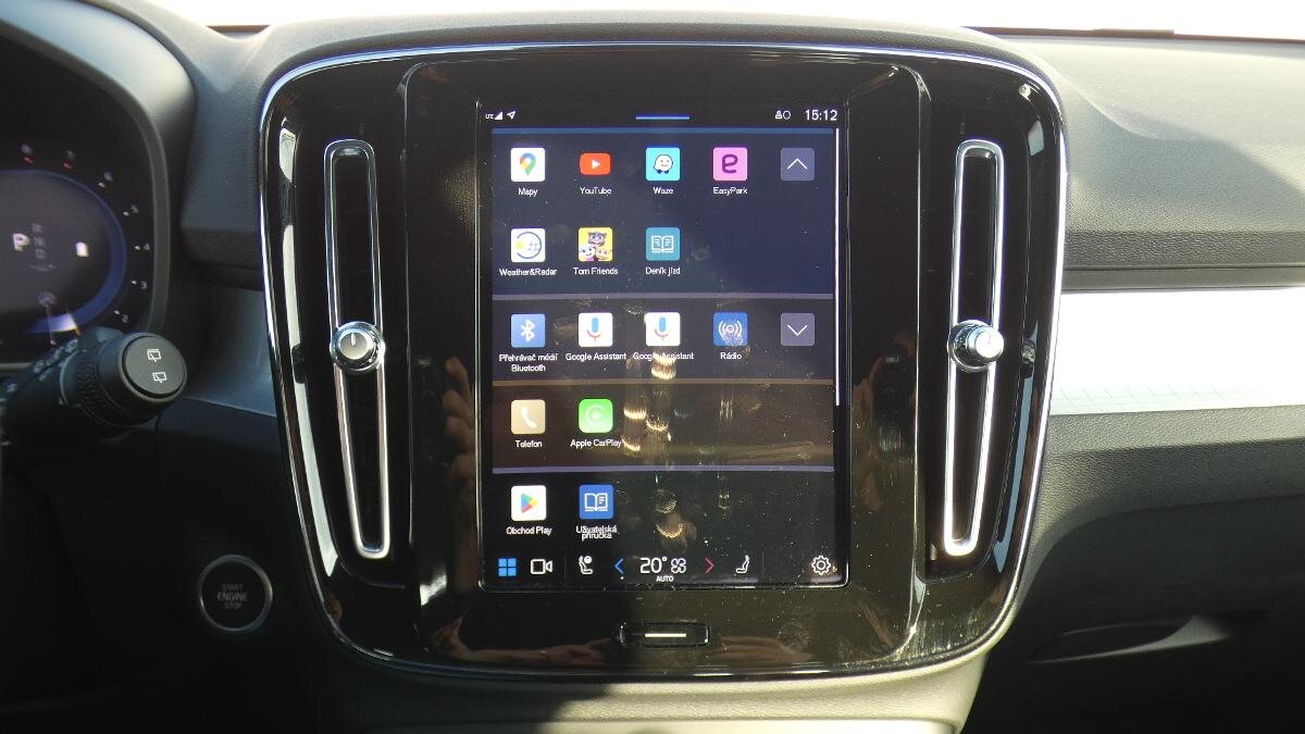 Volvo XC40 SUV 2,0 l 120 kw