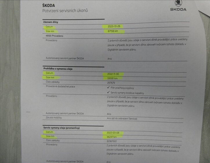 Škoda Superb Sedan / Limuzína 2,0 l 110 kw