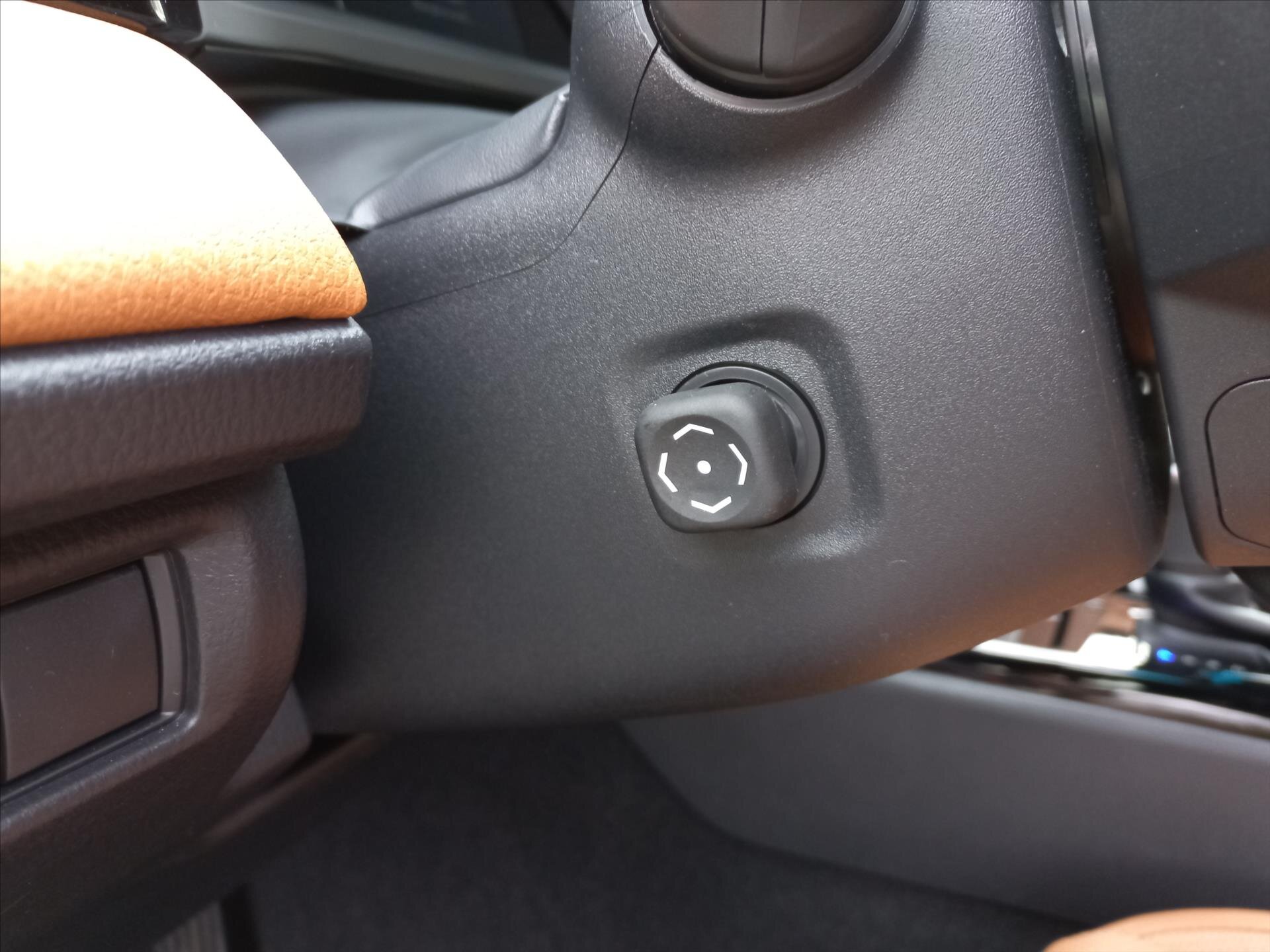 Toyota Camry Sedan 2,5 l 137 kw