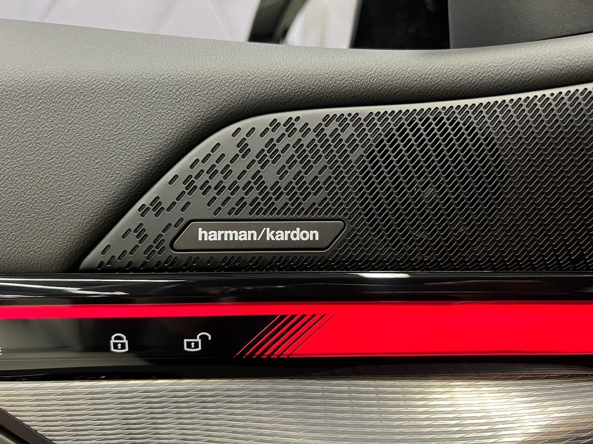 BMW Ostatní Sedan / Limuzína 0,0 290 kw