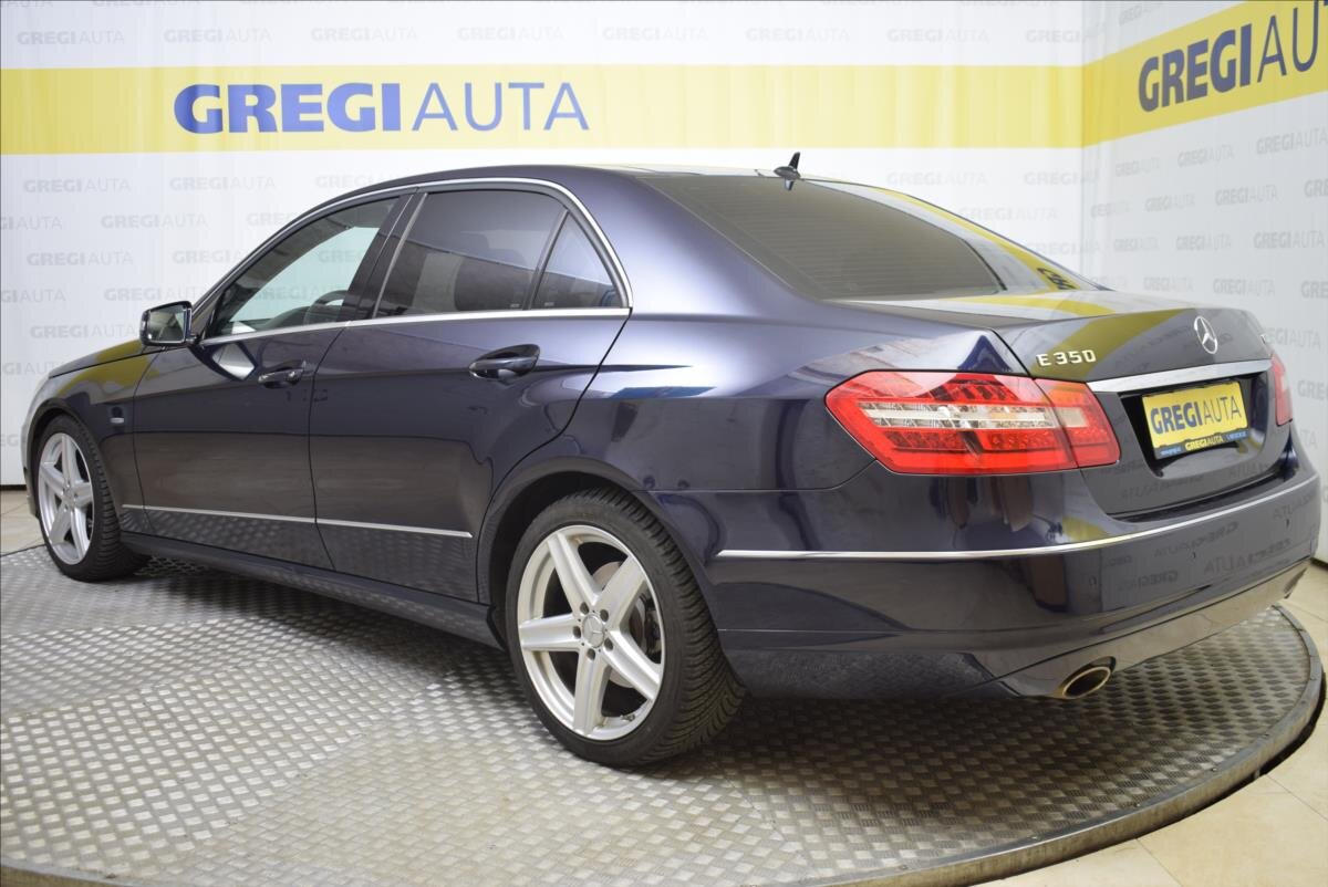 Mercedes-Benz Třídy E Sedan 3,0 l 170 kw