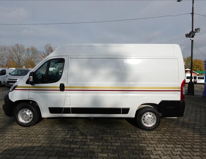 Peugeot Boxer Ostatní 2,2 l 121 kw