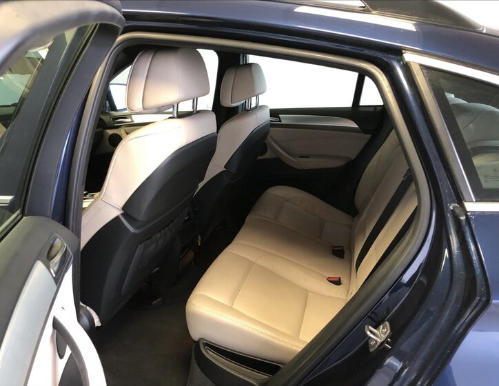 BMW X6 10