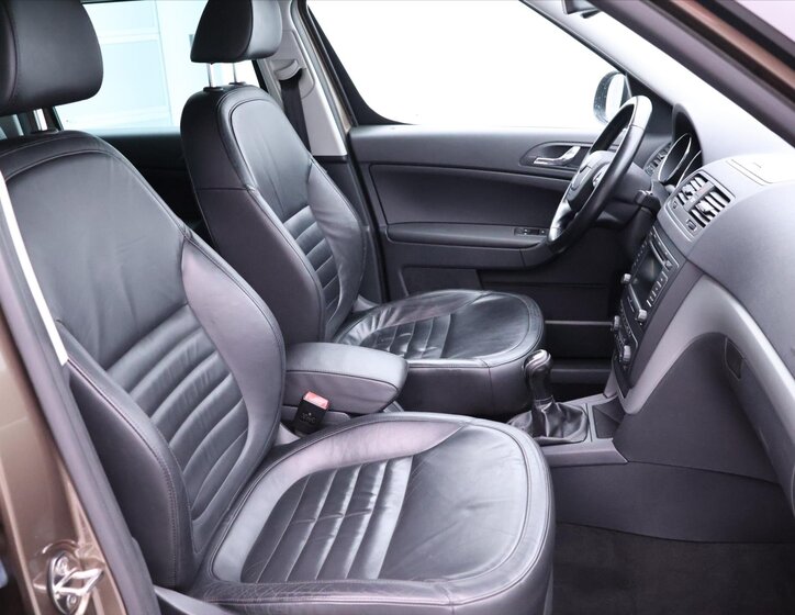 Škoda Yeti SUV / Terénní 1,4 l 90 kw