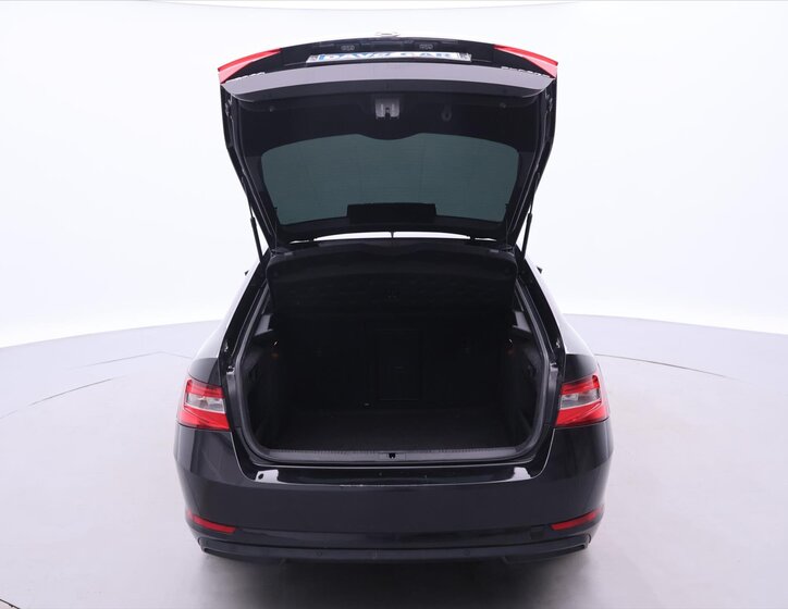 Škoda Superb Sedan 2,0 l 110 kw