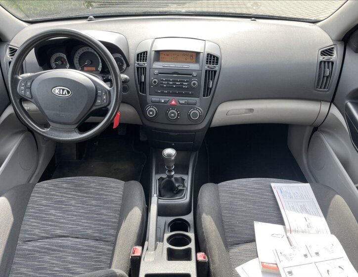 KIA Ceed Hatchback 1,4 l 80 kw
