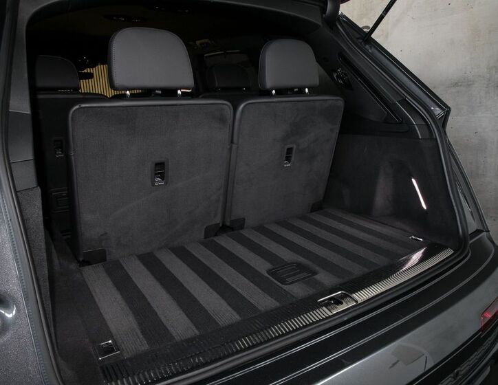 Audi Q7 38