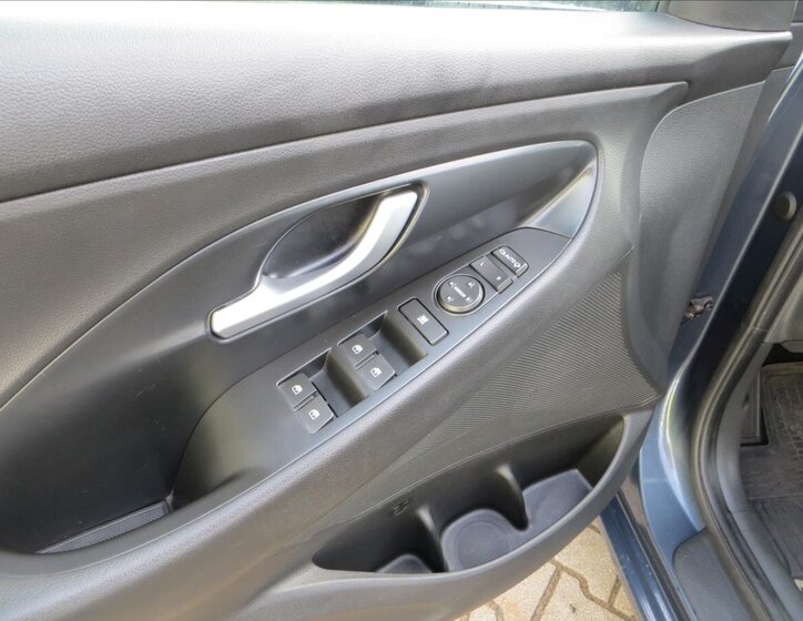 Hyundai i30 Kombi 1,6 l 85 kw