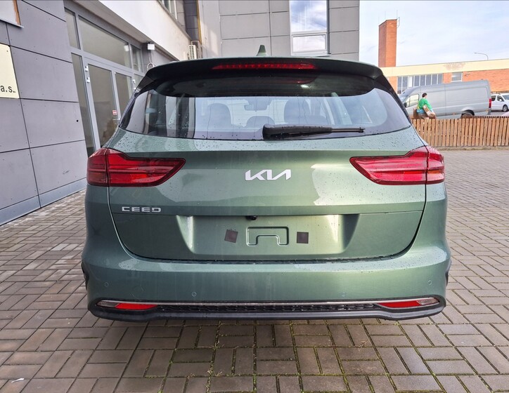 KIA Ceed 5
