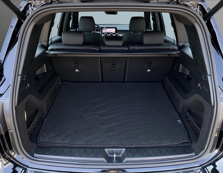 Mercedes-Benz GLB SUV / Terénní 2,0 l 110 kw