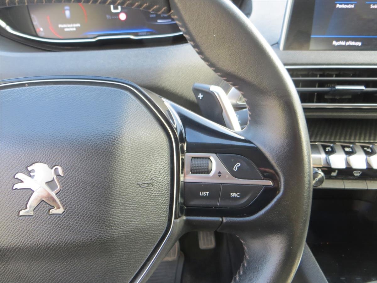 Peugeot 3008 SUV / Terénní 1,5 l 96 kw