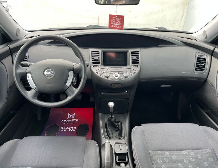 Nissan Primera 5