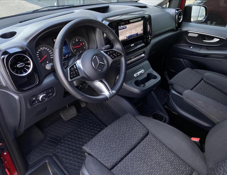 Mercedes-Benz Vito 9