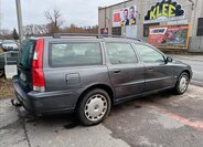 Volvo V70 12