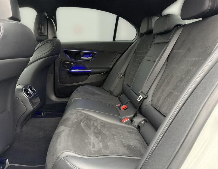 Mercedes-Benz Třídy C 11