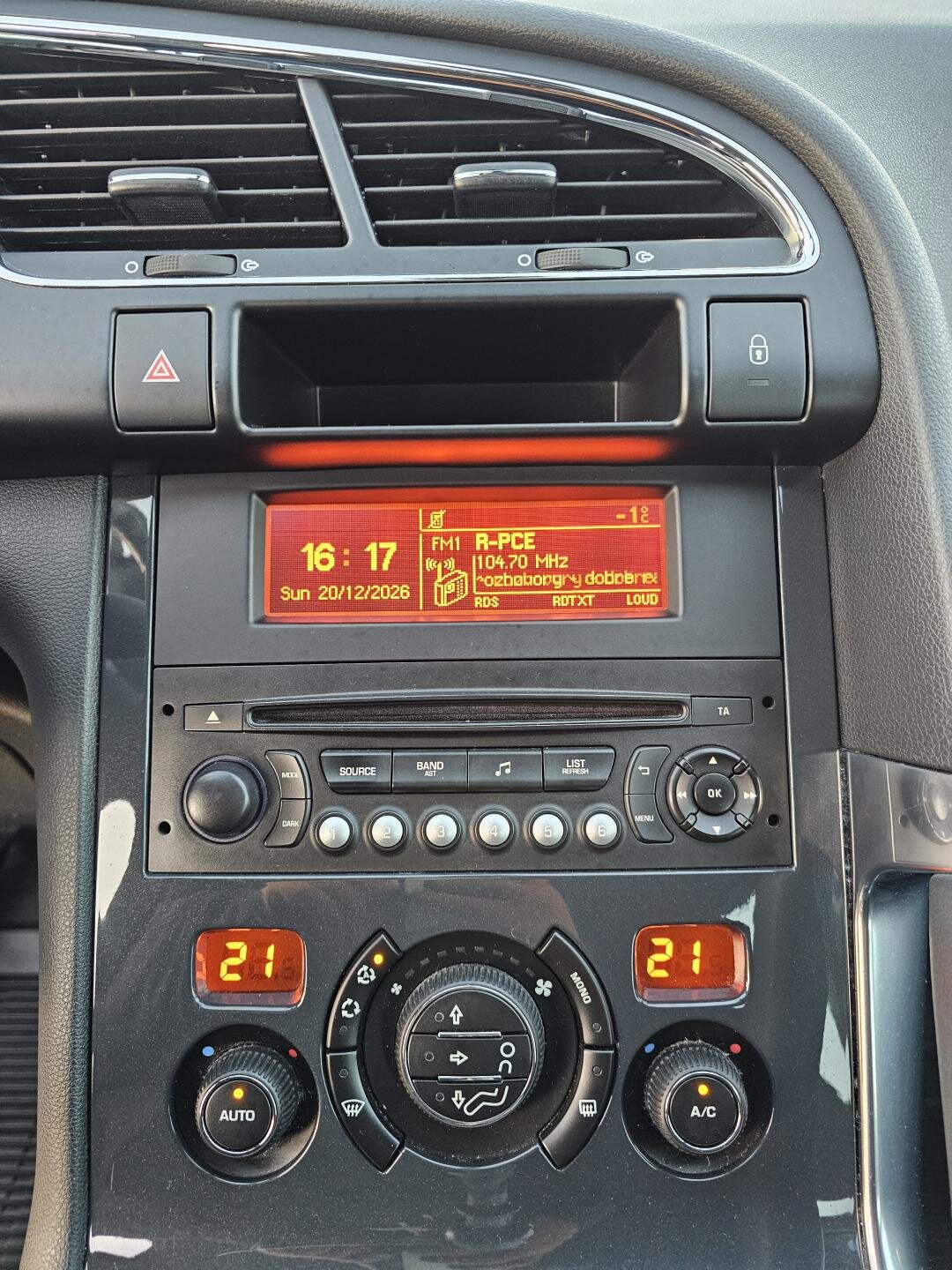 Peugeot 3008 SUV 1,2 l 96 kw