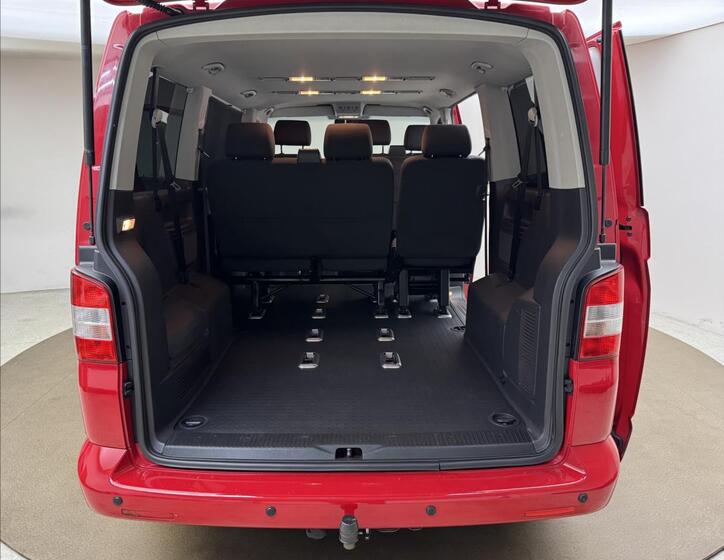 Volkswagen Caravelle 25