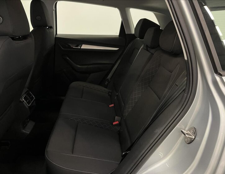 Škoda Karoq SUV / Terénní 1,5 l 110 kw