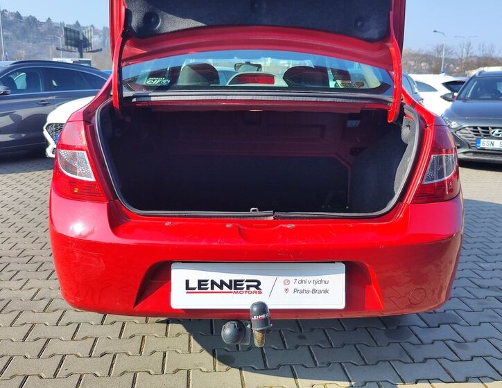 Renault Thalia Sedan / Limuzína 1,1 l 55 kw