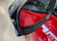 Toyota C-HR SUV 2,0 l 165 kw