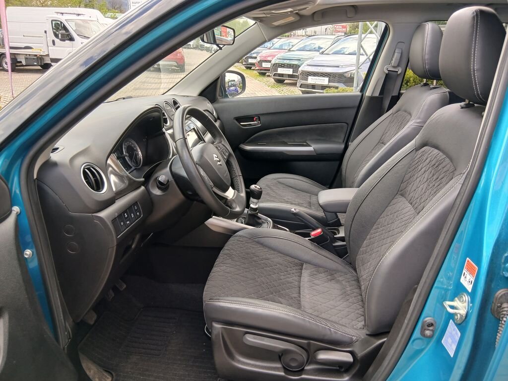 Suzuki Vitara SUV / Terénní 1,4 l 95 kw