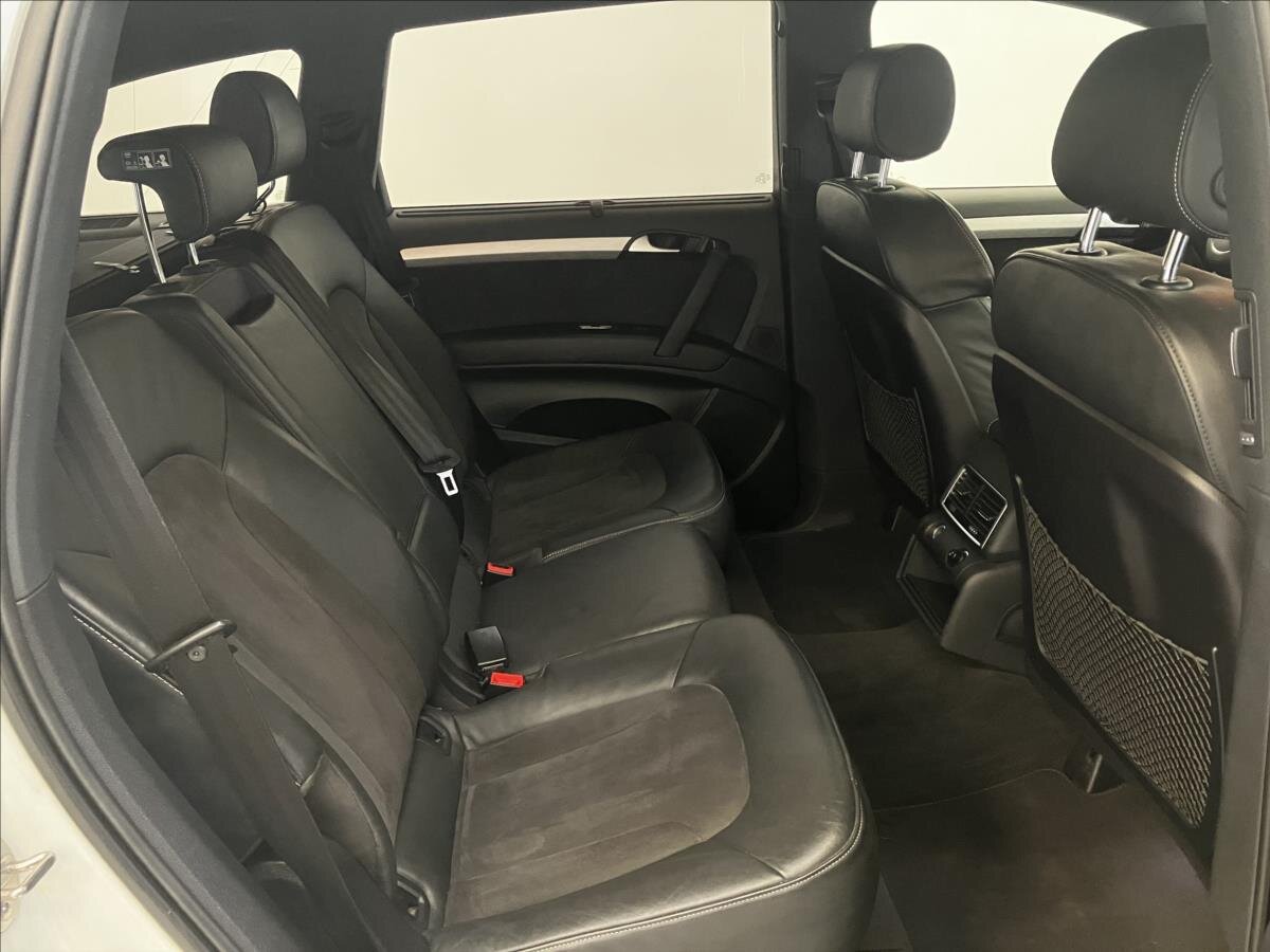 Audi Q7 SUV / Terénní 3,0 l 180 kw