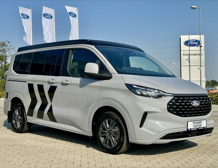 Ford Tourneo Custom Kombi 2,0 l 125 kw