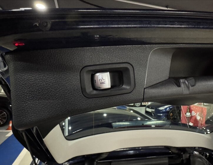 Mercedes-Benz Třídy C 7