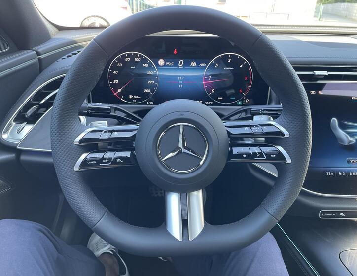 Mercedes-Benz Třídy E 9