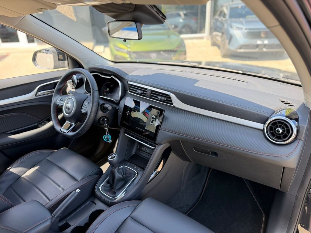 MG ZS SUV / Terénní 1,5 l 78 kw