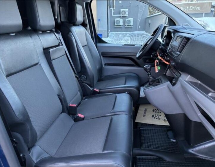 Opel Vivaro Skříň 2,0 l 90 kw