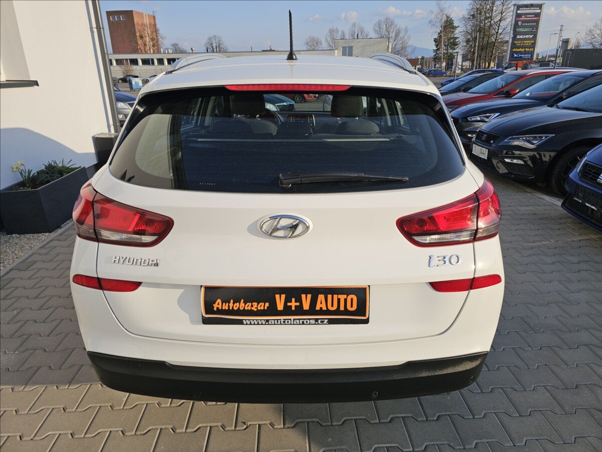 Hyundai i30 Kombi 1,6 l 81 kw