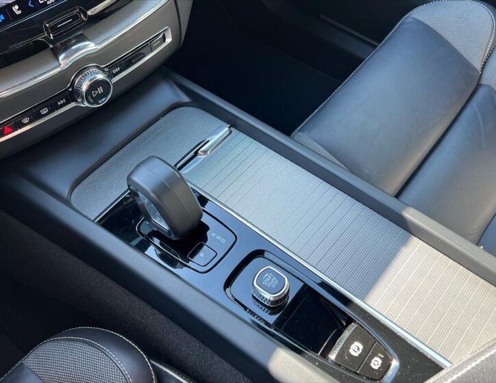 Volvo XC60 SUV / Terénní 2,0 l 173 kw