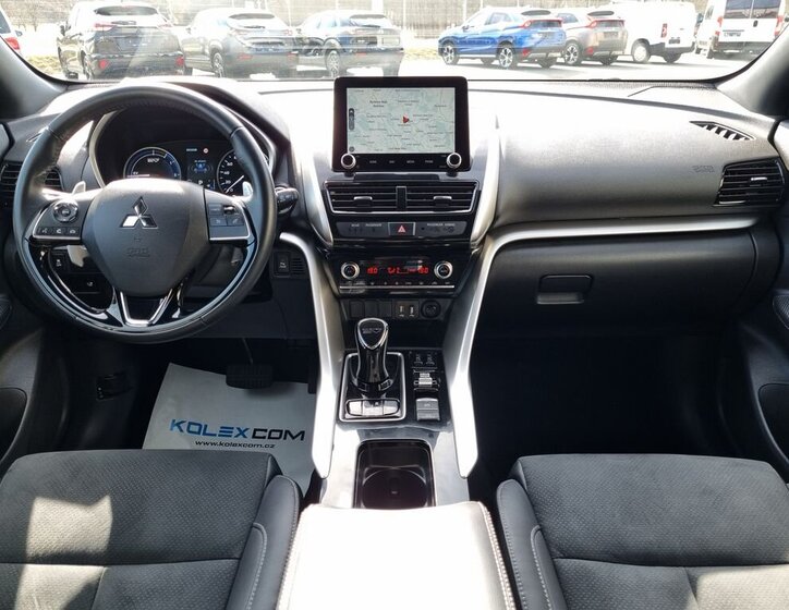 Mitsubishi Ostatní SUV / Terénní 2,4 l 138 kw