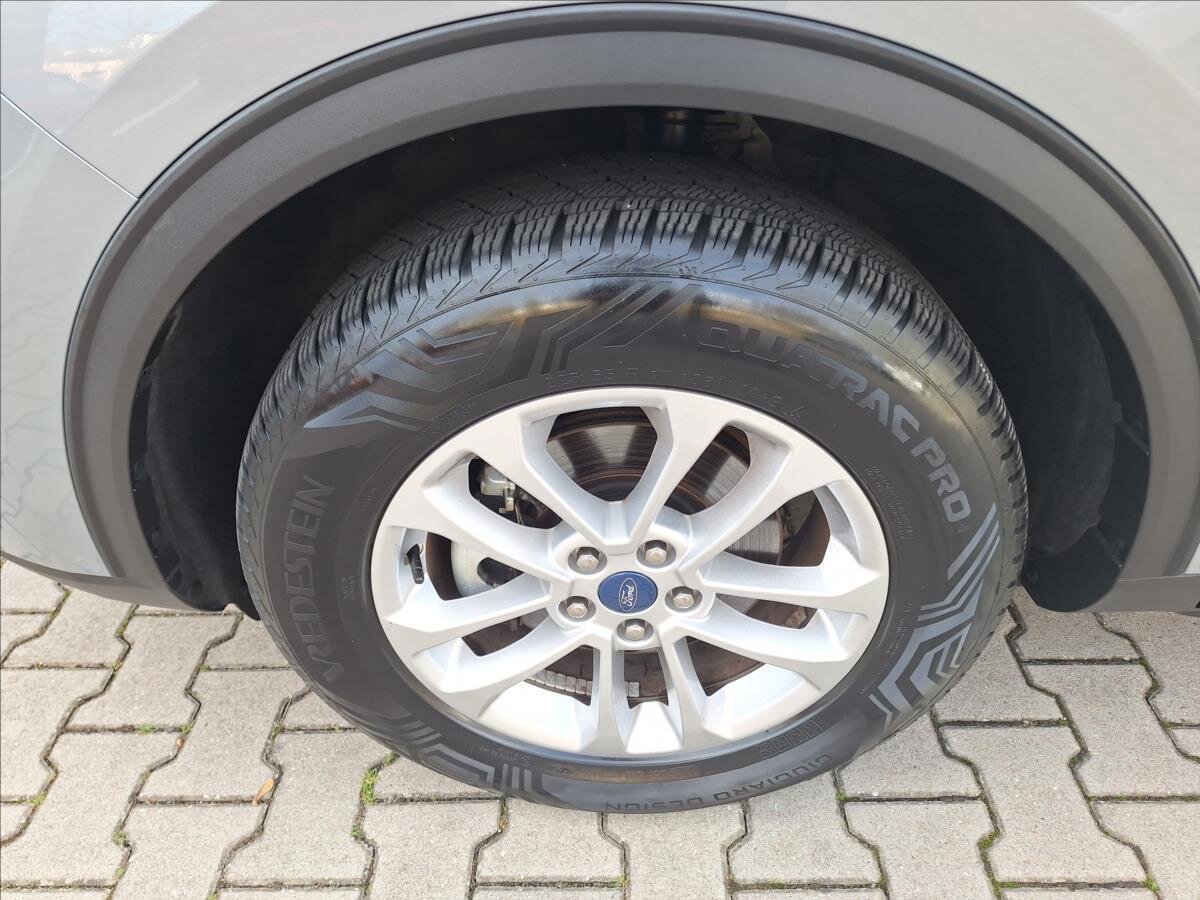 Ford Kuga SUV 2,5 l 165 kw