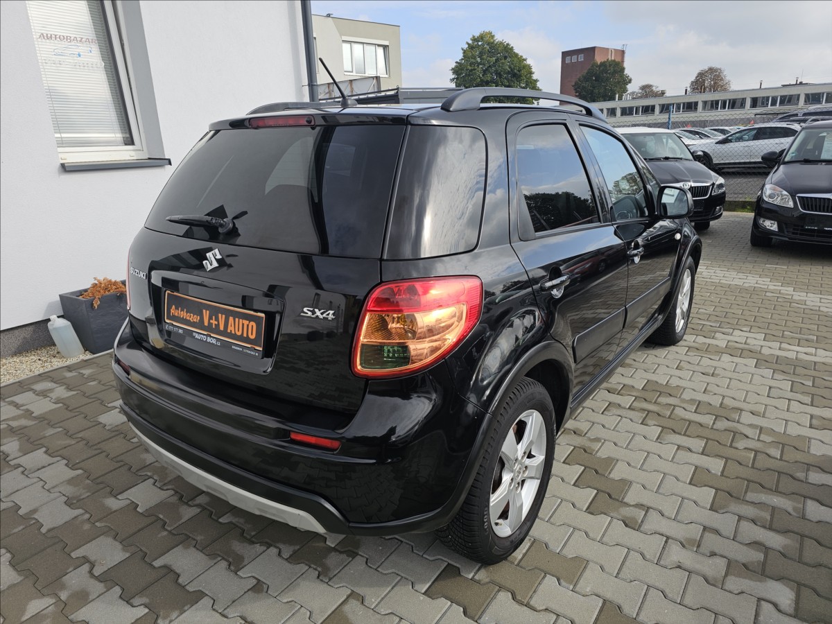Suzuki SX4