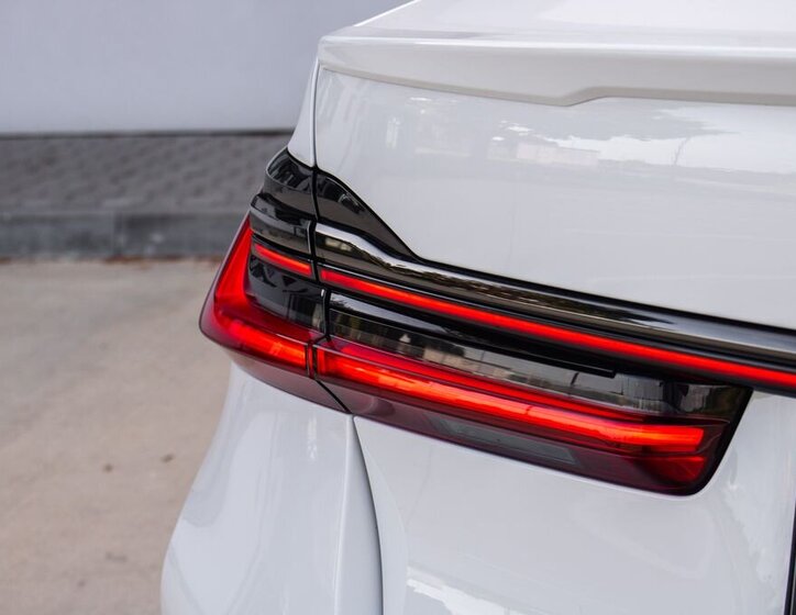 BMW Řada 7 Sedan 3,0 l 294 kw