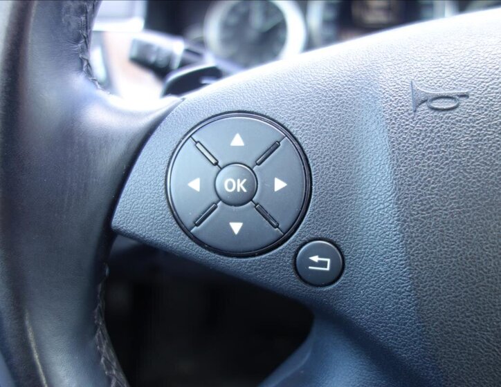 Mercedes-Benz Třídy E Kombi 3,0 l 195 kw